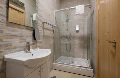 Surcin Hotel | Airport Hotel Garni