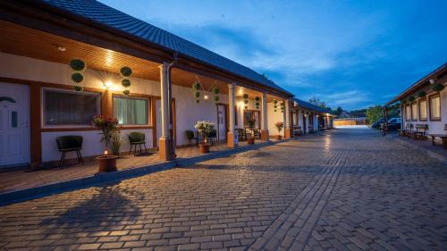 Vecses Casa | Airport Károly Centrál