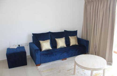 Negombo Apartamento | Airport Luxury Ocean Condos