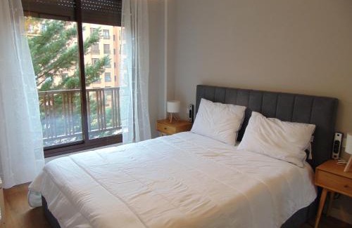 Rejas Apartamento | Airport Madrid Plenilunio suites beige
