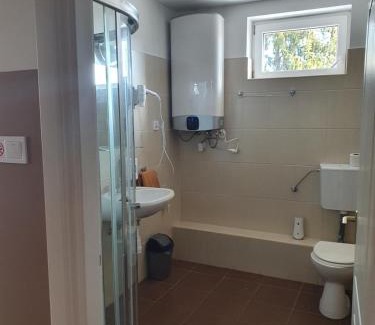 Vecses Apartamento | Airport MicrostorePanzió