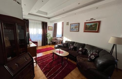 Surcin Apartamento | Airport SKY apartments LUX II