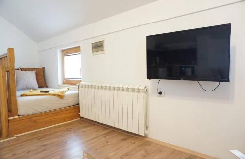 Novi Beograd Apartamento | Airport Studio Loft - Galleria