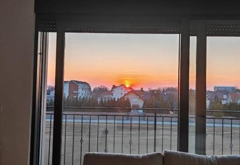 New Belgrade Apartamento | Airport sunset apartment