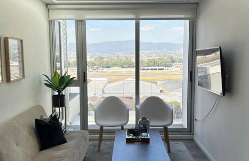 Zona 13 Apartamento | Airport view!