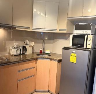 Pasay Apartamento | Airport View Walk to NAIA 3