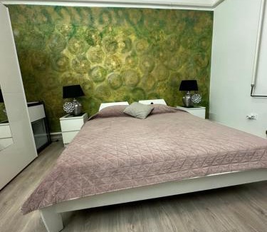 Vecses Cama Y Desayuno | Airport17 B&B