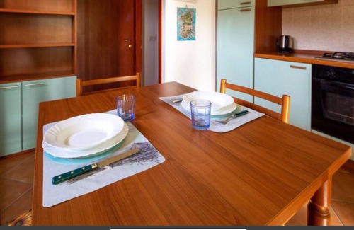 Olbia Apartamento | AIRPORTby walkCOMM.CENTERharbourBUS-SHUTTLE-WI FI-GARDEN-free PARK-WASH MAircon
