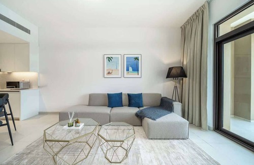 Umm Suqeim 3 Apartamento | Airstay | Modern 1BR | Madinat Jumeirah