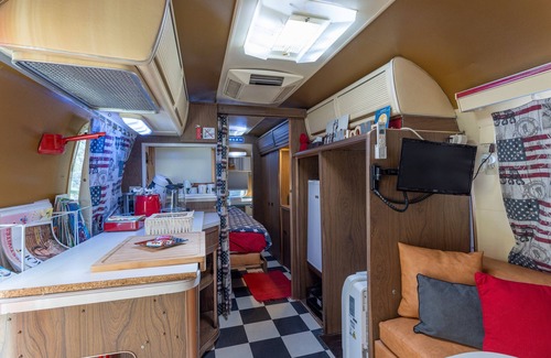 Saint-Nazaire Casa | Caravana AirStream con piscina y acceso Wi-Fi