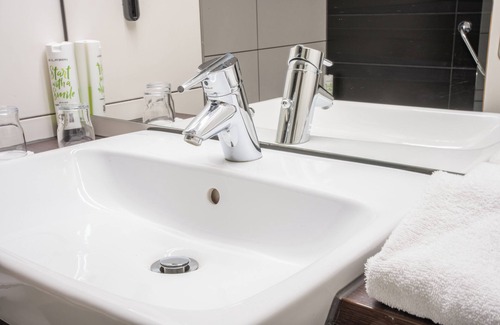 Raunheim Hotel | Airways Hotel Frankfurt Airport West