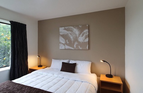 Russley Hotel | Airways Motel