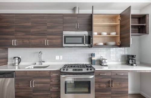Civic Center Apartamento | Airy Soma 1BR w/ Pool, Yoga & Spa, nr Station & Bars, by Blueground