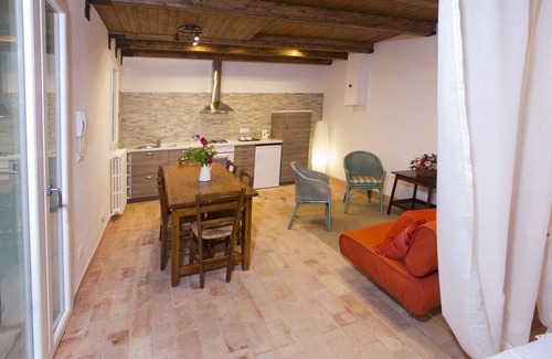 Farne Apartamento | Estudio con jardín con vistas al bosque de los Apeninos, ideal para excursiones de relax.