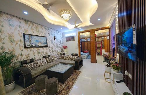 Indirapuram Apartamento | Ajeem husain