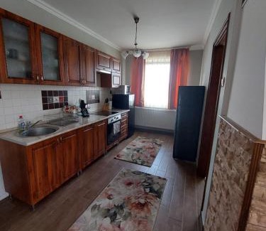 Debrecen Apartamento | Akácvirág Airport Vendégház