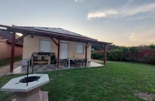 Debrecen Apartamento | Akácvirág Airport Viki Apartman
