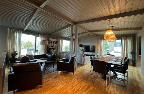 Þorpið Apartamento | AK-Lux201
