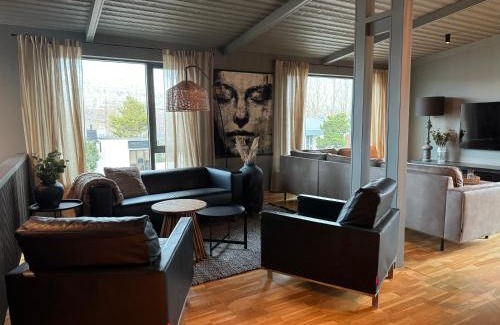 Þorpið Apartamento | AK-Lux201