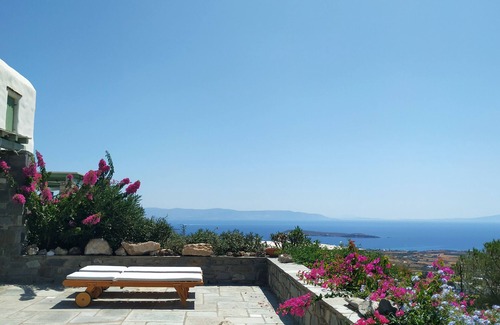 Paros Villa | Akakies summer house with breathtaking view