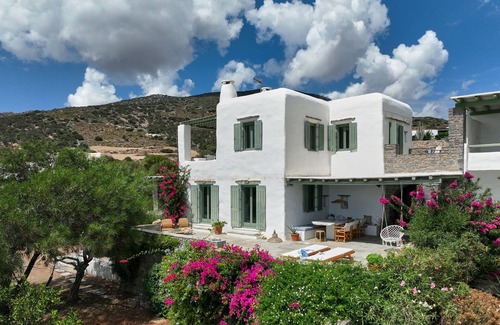 Paros Villa | Akakies summer house with breathtaking view