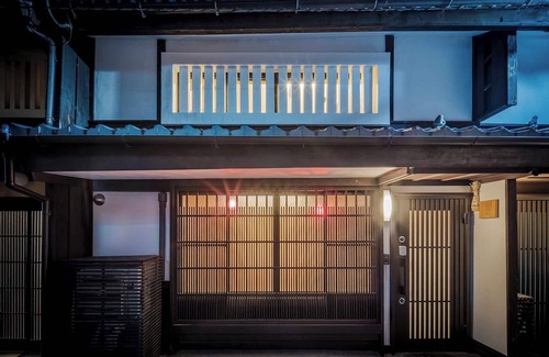 Central Kyoto Casa | Akane-an Machiya Holiday House