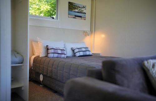 Akaroa Complejo | Akaroa Top 10 Holiday Park