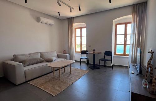 Dhermi Apartamento | Akil Villa