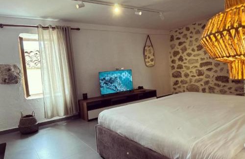 Dhermi Apartamento | Akil Villa