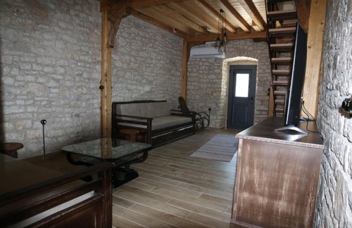 Vlicho Casa | Aknato