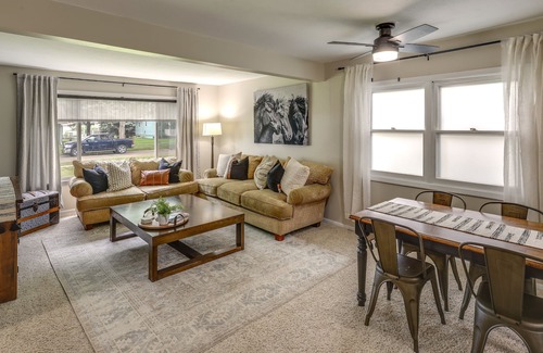 Akron Casa | Akron Getaway w/ Backyard Patio + Gas Grill!