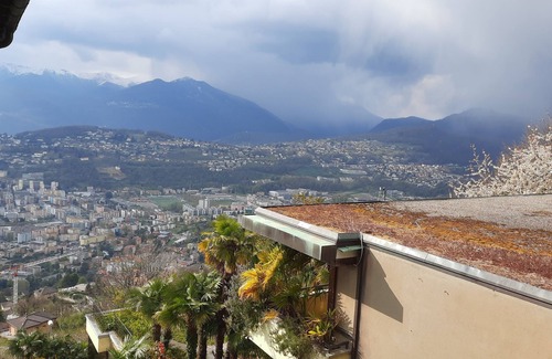 Lugano Apartamento | Al Bosco: muy cómodo, luminoso y tranquilo apartamento de un dormitorio 2½ ***, con piscina