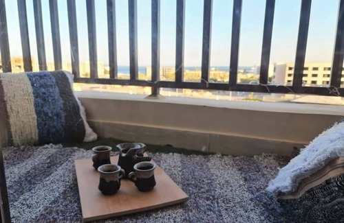 Village Road Apartamento | Al dau Heights apartments