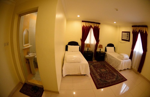 Az Zuhur Hotel | Al Eairy Furnished Apartments Dammam 3