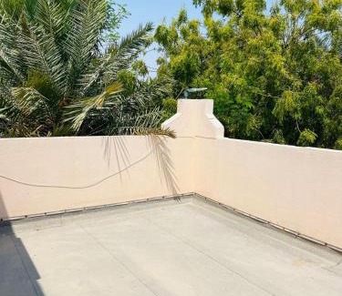 Al Jubail Apartamento | AL HUWAILAT 3 BED ROOM DELUX APPARTMENT b