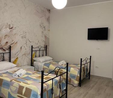 Sant'Arcangelo Casa | Al Solito Posto Affittacamere