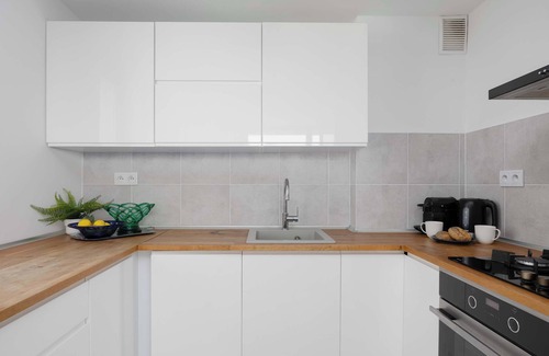 Saska Kepa Apartamento | Al. Stanów Zjednoczonych 26 Warsaw | Luxurious Apartment with Beautiful City Vie