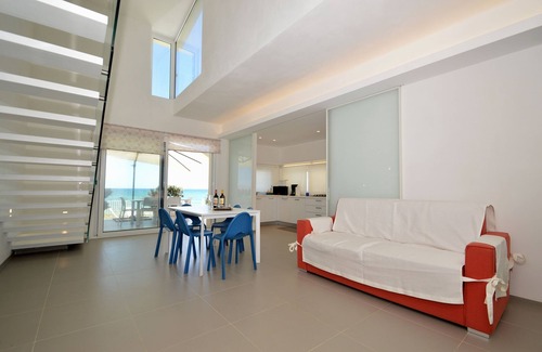 Alcamo Marina Villa | AL004 Villa junto al mar