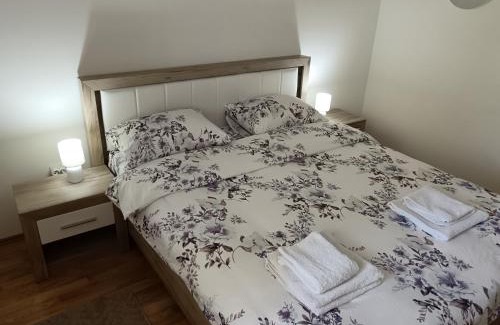 Novi Sad Apartamento | Alacaster apartment with PRIVATE PARKING