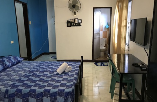 Dasmarinas Casa | Aladino Food Court & Inn