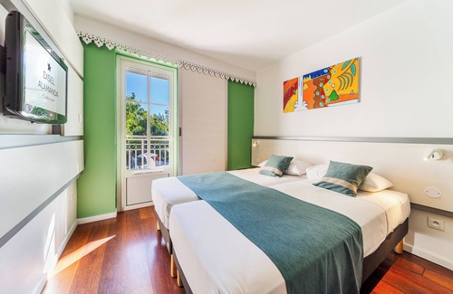 L'Ermitage-les-Bains Hotel | Alamanda Hotel
