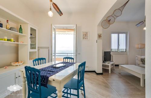 Pieve Ligure Casa | ALBA E TRAMONTO