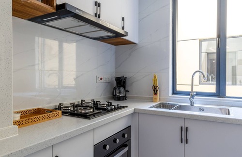 Kilimani Apartamento | Alba Gardens City Views by YourHost