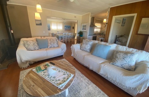 Port Vincent Casa | Alba - Stunning sea views, Free WiFi! Off peak special!