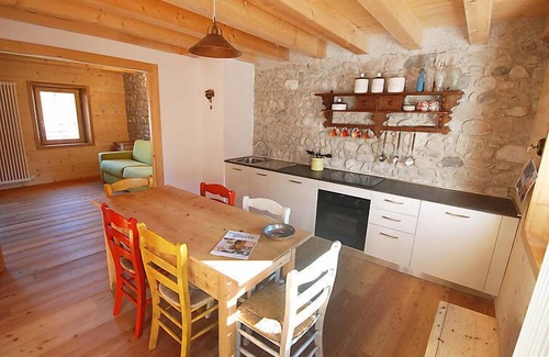 Barcis Apartamento | Albergo Diffuso - Cjasa Ustin by Interhome