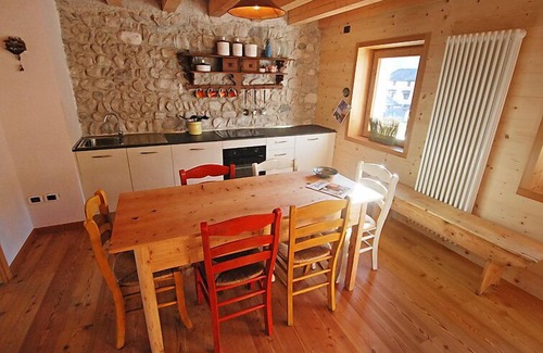 Barcis Apartamento | Albergo Diffuso - Cjasa Ustin by Interhome
