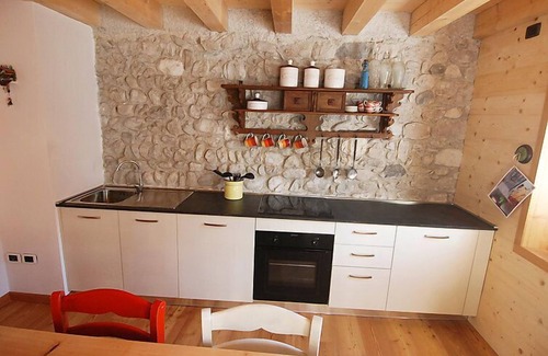 Barcis Apartamento | Albergo Diffuso - Cjasa Ustin by Interhome