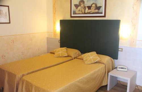 San Zeno di Montagna Hotel | Albergo Sole