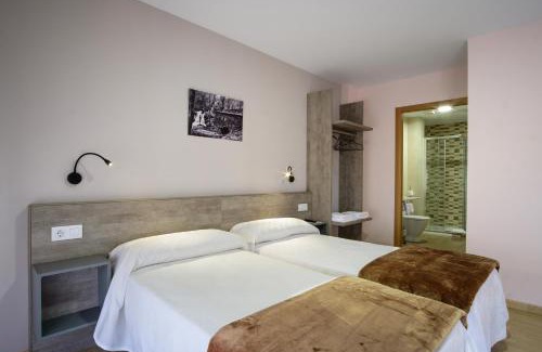 Arzua Casa | Albergue Pensión Cima do Lugar