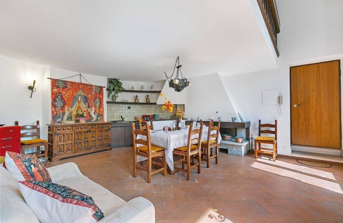 Carciano Apartamento | Albert Castle Apt, Baveno, Italy